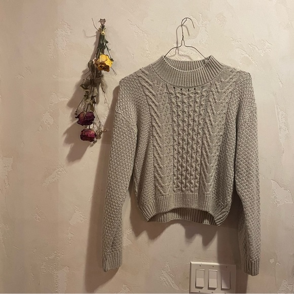 Medium Beige Sweater by ARDENE - Picture 1 of 1